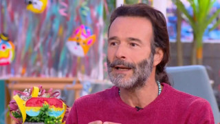 Θανάσης Ευθυμιάδης: Αποφασίσαμε να κληροδοτήσουμε στα παιδιά μας ωραίες στιγμές, όχι τσιμέντο