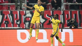 «Εφιάλτης» ο Ζάχαβι για τις ελληνικές άμυνα, 10 γκολ σε εννέα παιχνίδια