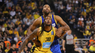 Η «μάχη» του Άρη με το Περιστέρι