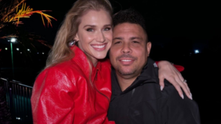 Η Σελίνα Λοκς... λιώνει στην αγκαλιά του Ρονάλντο: «Εγώ και εσύ!»