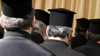 Αρχιμανδρίτης ξυλοκόπησε Μητροπολίτη μέσα σε ναό!