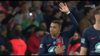 «Στράβωσε» με δημοσιογράφο ο Εμπαπέ: Γιατί έφυγε από τη συνέντευξη Τύπου (vid)