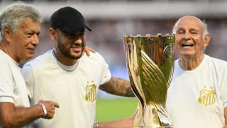 Νεϊμάρ: Εμψύχωσε τους συμπαίκτες του και μετά... έφυγε από το γήπεδο