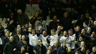 Καταδικάζει τα συνθήματα-ντροπή των οπαδών της η Γιουνάιτεντ