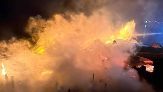 Καβάλα: Κάηκε ολοσχερώς μπιτς μπαρ στους Αμμόλοφους-Δείτε φωτογραφίες