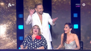 J2US : Η μαντινάδα που ξάφνιασε τη Βανδή-«Όλος ο κόσμος με ρωτά αν θα σε στεφανώσω» (vid)