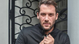 Αντίνοος Αλμπάνης: Γιατί μία γυναίκα αρνήθηκε να μπει μαζί του σε ασανσέρ