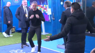 Επικό τετ-α-τετ Ενρίκε-Τσάβι: «Μη διαμαρτύρεσαι, γαμ#@, σε κρατάω από τα αρ@@α»