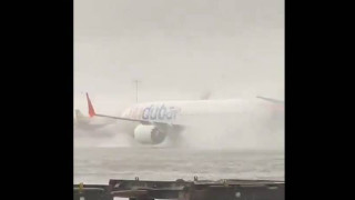 Κακοκαιρία στο Ντουμπάι: Η Emirates ανέστειλε το check-in των επιβατών