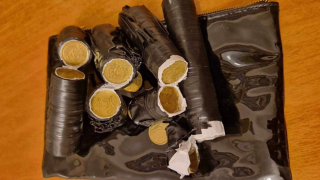 Ρομά πούλησε νομίσματα των 20 λεπτών για ... χρυσές λίρες- Απέσπασε 143.000 ευρώ