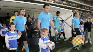 AEK: «Ο Πινέδα φαίνεται να ανατρέπεται μέσα στην περιοχή, διαιτητής και το VAR κρίνουν ότι δεν υπάρχει παράβαση»