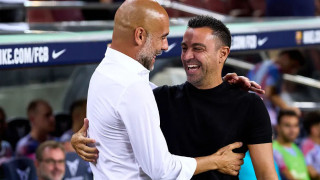 Διαθέσιμο για ελάχιστους το φούτερ που φορούν Τσάβι και Γκουαρδιόλα