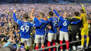 Πόρτσμουθ: Λύτρωση και άνοδος μετά από 12 χρόνια-Το επικό πάρτι στην παμπ! «Ποιος Μουρίνιο; Ο Μουσίνιο»