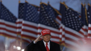 Ελλάδα: Τι μπορεί να περιμένει σε πιθανή εκλογή Τραμπ (vid)