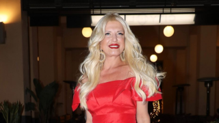 Σε κάθε ποστ όλο και... μικρότερη η Μαρίνα Πατούλη