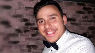 Νήσος Ρω: «Μου τον έφεραν σκοτωμένο»-Συγκλονίζουν οι γονείς του στρατιώτη Μανώλη Τσικνάκη