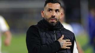 Εσπευσμένα στο νοσοκομείο ο Κάρλος Τέβες με πόνους στο στήθος