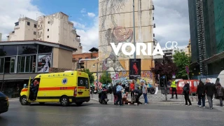 Θεσσαλονίκη: Στο νοσοκομείο μοτοσικλετιστής μετά από σύγκρουση με βανάκι