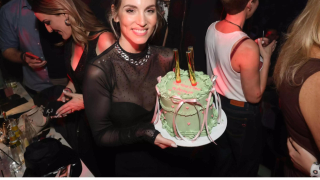 Αθηνά Οικονομάκου: «Είμαι μια χάρα» – Η πρώτη δήλωση μετά το διαζύγιο