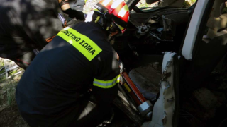 Θεσσαλονίκη: Ανατροπή οχήματος στη Χαλκηδόνα – Απεγκλωβίστηκε ο οδηγός