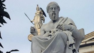 Πλάτωνας: Πώς πέρασε το τελευταίο του βράδυ-Πάπυρος ρίχνει φως στις συνθήκες του θανάτου του