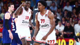 Ο Ολυμπιακός στο Final-4 με μυθική άμυνα στο «Παλάου Μπλαουγκράνα»