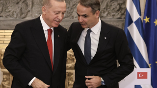 Ελληνοτουρκικά: Ποιες οι «κόκκινες» γραμμές πριν τη συνάντηση με Ερντογάν