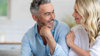 Άνδρες – Γυναίκες: Ποιοι φαίνονται μεγαλύτεροι στα 50