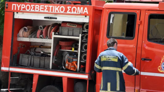 Θεσσαλονίκη: Στις φλόγες εν κινήσει ΙΧ στο κέντρο της πόλης