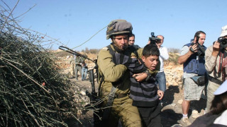 327 επιζώντες του Ολοκαυτώματος καταγγέλλουν το Ισραήλ για τη Γάζα