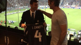Με την ασπρόμαυρη φανέλα του ΠΑΟΚ ο Χαβιέρ Ζανέτι