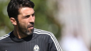 Το εκπληκτικό κορεό των οπαδών της Γιουβέντους για τον Μπουφόν! (vid)