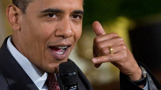 Σάλος με τον Ομπάμα που έβγαλε τη βέρα του πριν χαιρετήσει Αργεντινούς