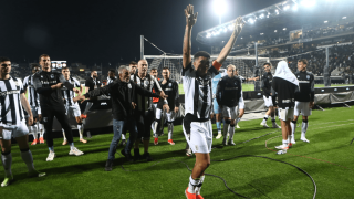 Με δύο ντεζαβαντάζ ο ΠΑΟΚ, με δύο αβαντάζ η ΑΕΚ, στους δύο «τελικούς»