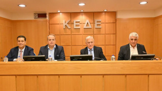 Προσφυγή ΚΕΔΕ και 165 δήμων: Γιατί αναβλήθηκε η εκδίκαση  για το τέλος ταφής