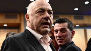 Βόλος: «Έκρηξη» Μπέου μετά από έφοδο στην Πολεοδομία-Έλειπε το 70% των υπαλλήλων (vid)