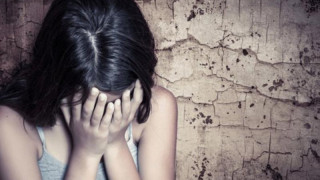 Θεσσαλονίκη: Μητέρα έβαλε την 6χρονη κόρη της να ζητιανεύει στη Σίνδο – Εντόπισαν την ανήλικη να κλαίει