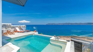 Airbnb: Ποιοι είναι οι 12 πιο δημοφιλείς προορισμοί στην Ελλάδα