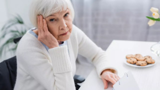 Χοληστερόλη: Οι τιμές που απειλούν τη μνήμη και αυξάνουν τον κίνδυνο άνοιας