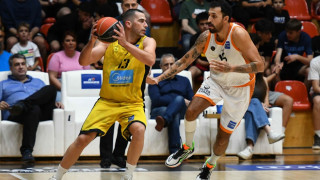 Καταγγελία της ΚΑΕ για την κλωτσιά «φιλάθλου» σε βάρος των παικτών του Άρη