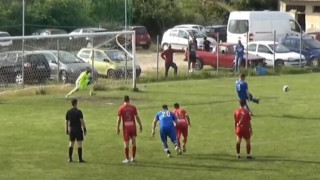 Επικό... fair play στα τοπικά του Αγρινίου: Έστειλε το πέναλτι... πλάγιο άουτ (vid)