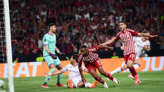 Ο Ολυμπιακός βοήθησε την ΑΕΚ στα προκριματικά με την κατάκτηση του Conference League (vid)