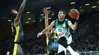 Με μοναδικό απόντα τον Χάρελ ταξίδεψε ο Άρης για το παιχνίδι με τον  Παναθηναϊκό AKTOR