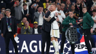 Standing ovation για τον Κρόος που βγήκε αλλαγή στο τελευταίο του παιχνίδι με τη Ρεάλ