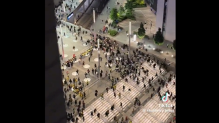 Champions League: Απίστευτο πανοραμικό βίντεο με το «ντου» των οπαδών στο Γουέμπλεϊ