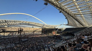 Coldplay: Κοσμοσυρροή στο ΟΑΚΑ για τη μεγάλη συναυλία-Οι πρώτες εικόνες μέσα από το Στάδιο