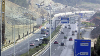 Θεσσαλονίκη: «Βούλιαξαν» τα διόδια από αυτοκίνητα - Ποιοι είναι οι προορισμοί της Κυριακής