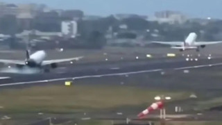 Αεροπλάνο προσγειώνεται στον ίδιο διάδρομο με άλλο που έκανε... απογείωση! (vids)