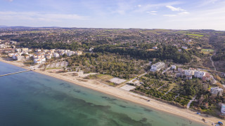 Θεσσαλονίκη: Ποιοι είναι οι τρεις υποψήφιοι επενδυτές για το κάμπινγκ Αγίας Τριάδας