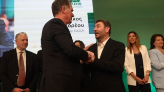 Ανδρουλάκης: «Σφαγή» με Παπανδρέου - «Δεν με νοιάζουν οι καρέκλες»